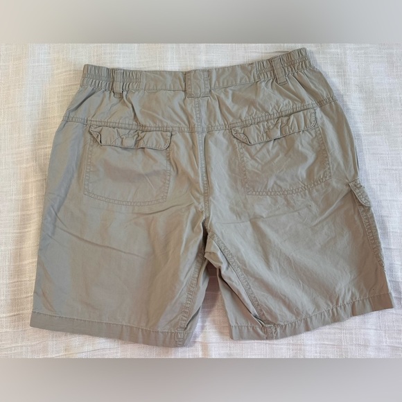 Columbia‎ shorts size Medium brown - Picture 2 of 5
